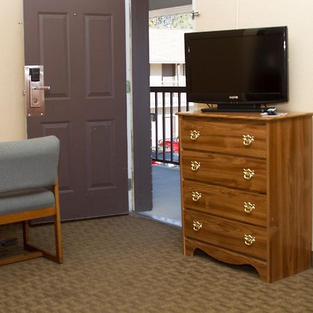 Cottonwood Inn&Suites Phillipsburg Kamer foto