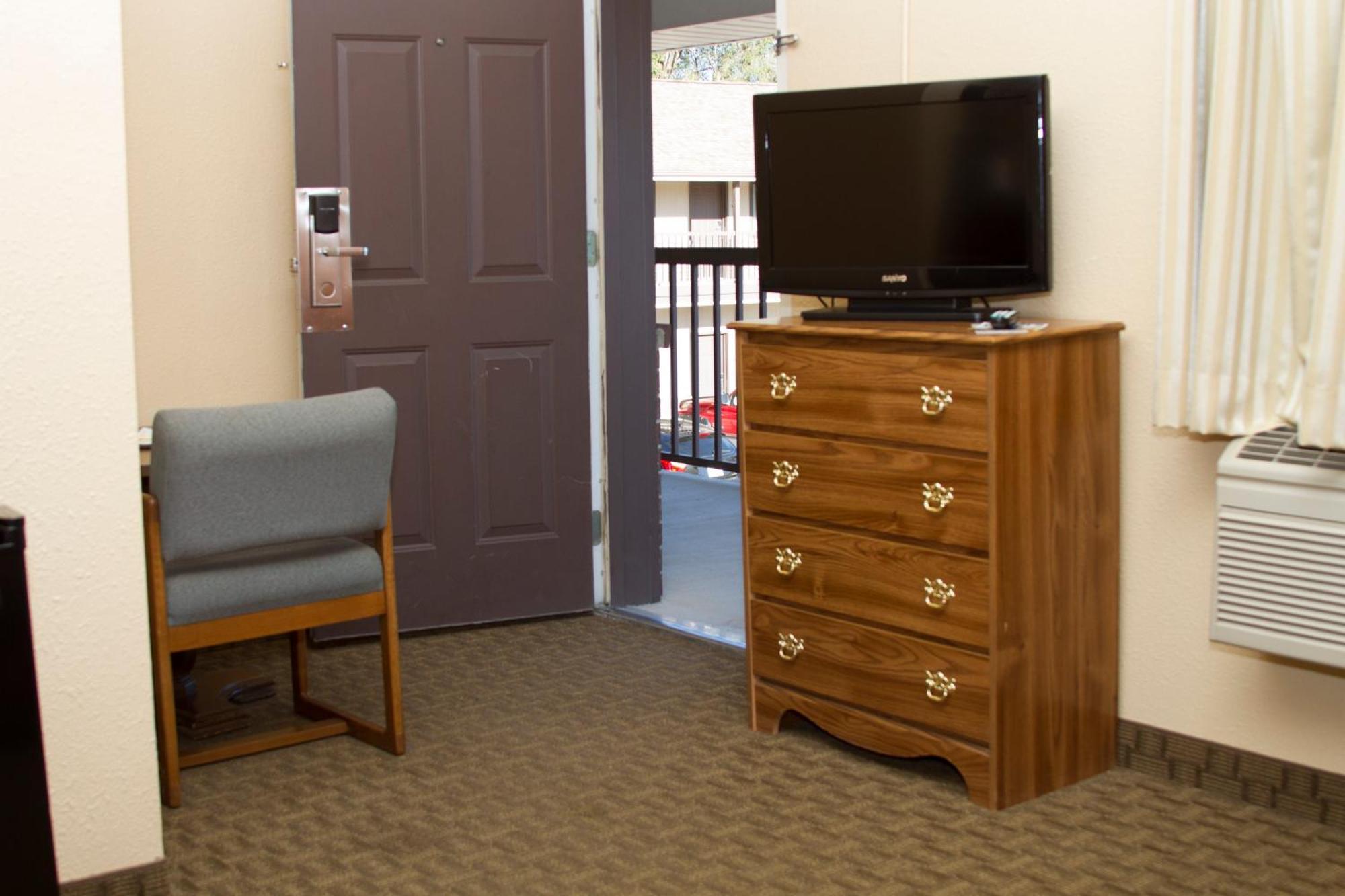 Cottonwood Inn&Suites Phillipsburg Kamer foto