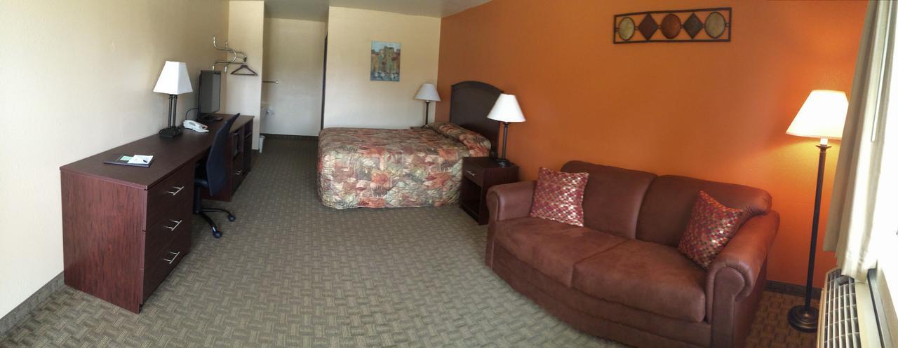 Cottonwood Inn&Suites Phillipsburg Buitenkant foto